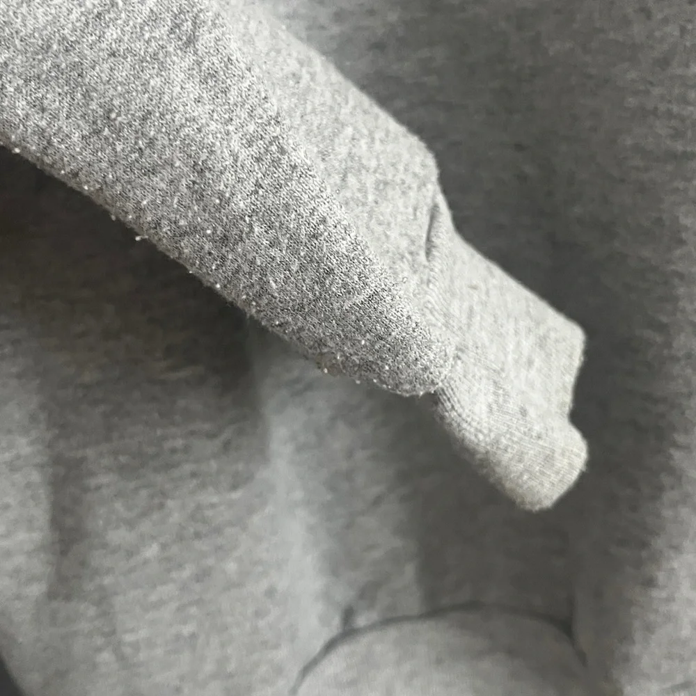 Retro Vibtage Style Geauga Lake Sweatshirt - Picture 5 of 6